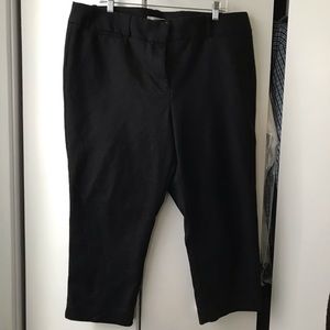 Loft Julie cropped pant in black